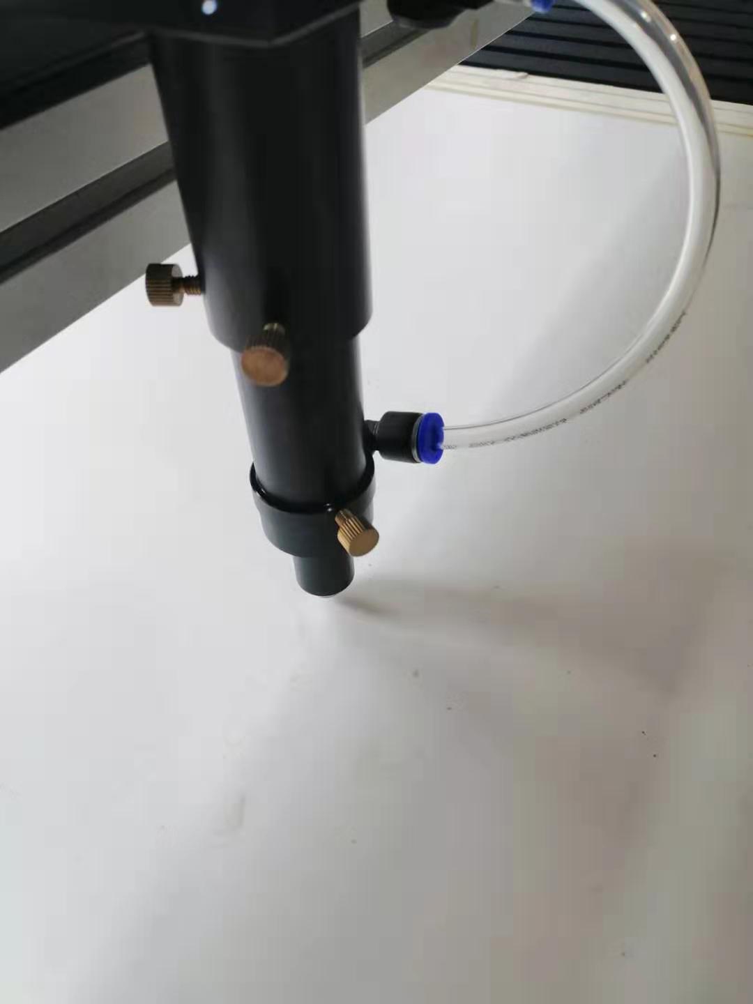 淺談我們?nèi)绾翁暨x一家激光切割機品牌不錯的供應商！