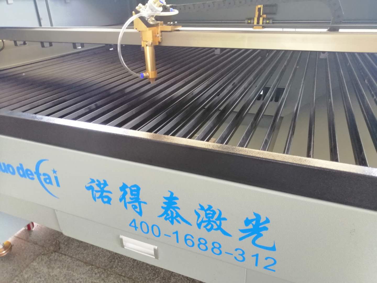 系統(tǒng)對(duì)于小型激光切割機(jī)影響有哪些？