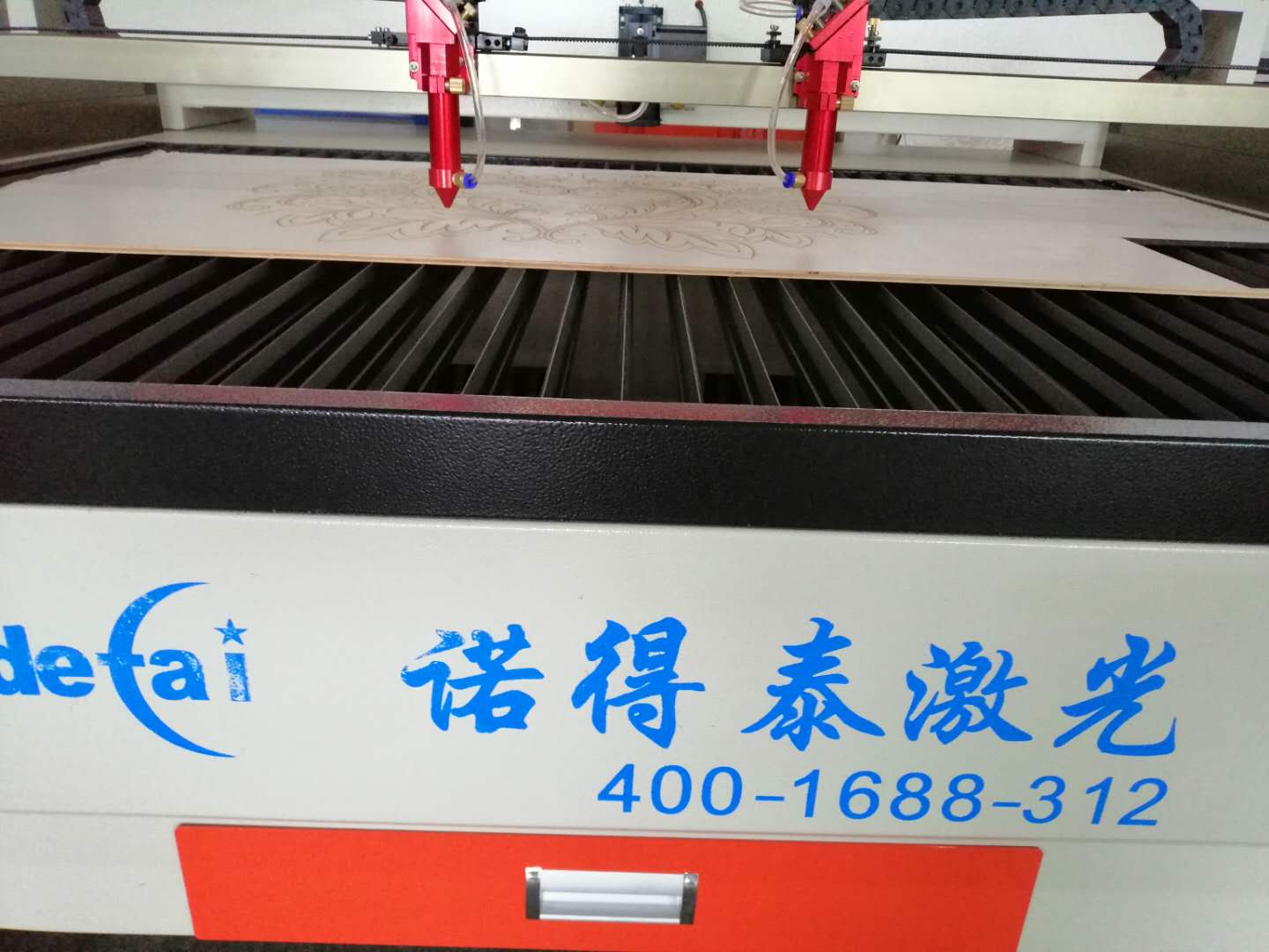 小型砂紙激光切割機(jī)一些技術(shù)要求？