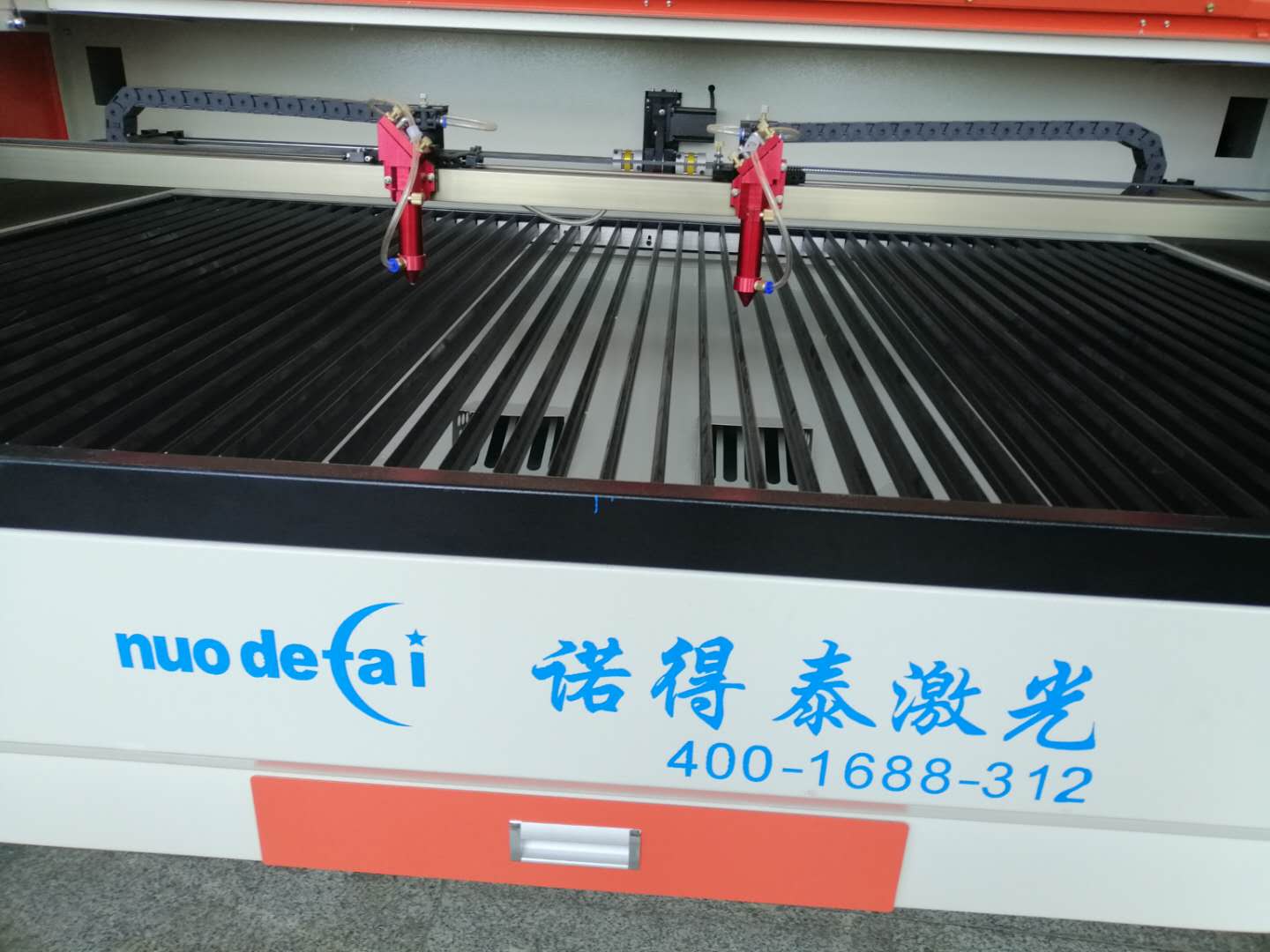 夏季激光切割機工作的時候需要注意些什么？