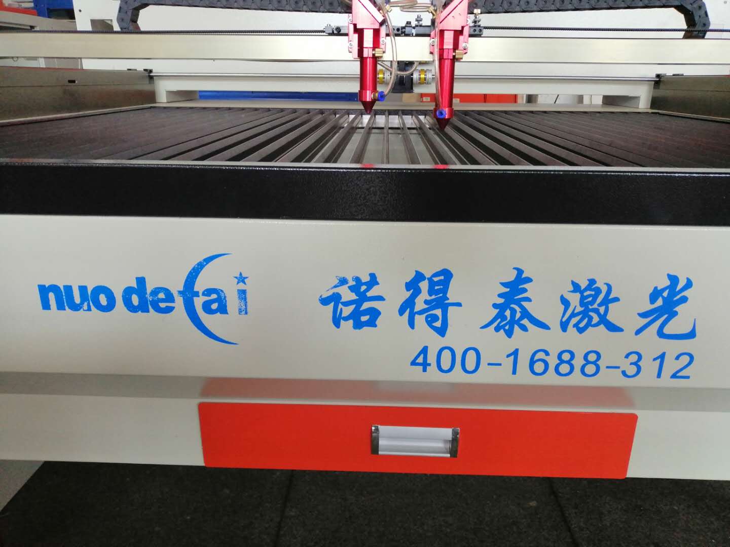 門牌標識行業(yè)激光切割機優(yōu)勢體現(xiàn)在哪些方面？